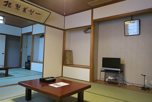 福間館客室山側のお部屋